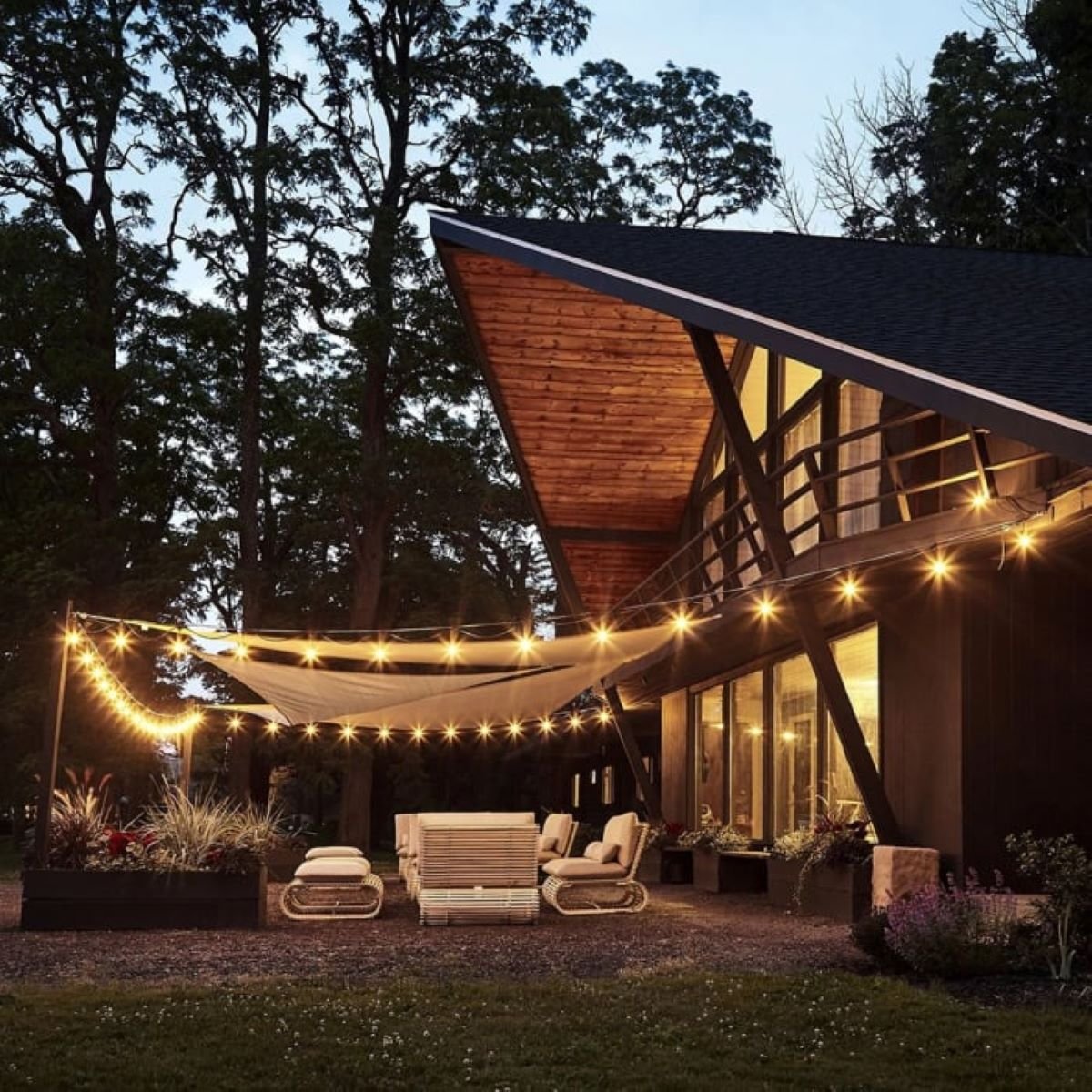 Sistem iluminat LED exterior 12 socluri E27, cablu 6m, 220V IP44 Breckner Germany